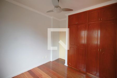 Apartamento à venda com 160m², 4 quartos e 2 vagasQuarto 2