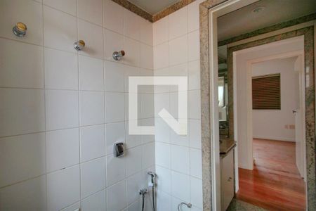 Apartamento à venda com 160m², 4 quartos e 2 vagasBanheiro