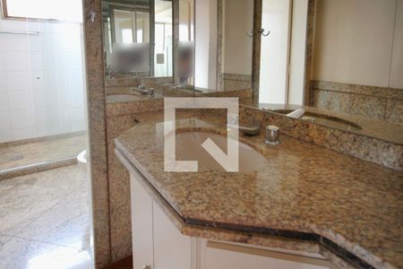 Apartamento à venda com 160m², 4 quartos e 2 vagasBanheiro