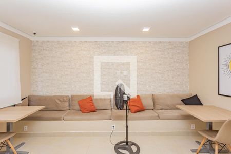 Apartamento para alugar com 32m², 2 quartos e sem vaga Apartamento para alugar com 32m², 2 quartos e sem vagaÁrea comum - Salão de festas