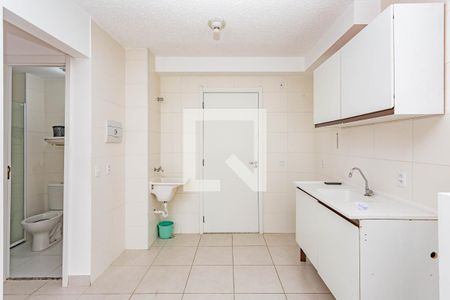Apartamento para alugar com 32m², 2 quartos e sem vaga Apartamento para alugar com 32m², 2 quartos e sem vagaCozinha e Área de Serviço