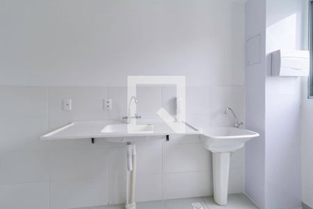 Apartamento à venda com 49m², 2 quartos e 1 vaga Apartamento à venda com 49m², 2 quartos e 1 vagaCozinha e Área de Serviço