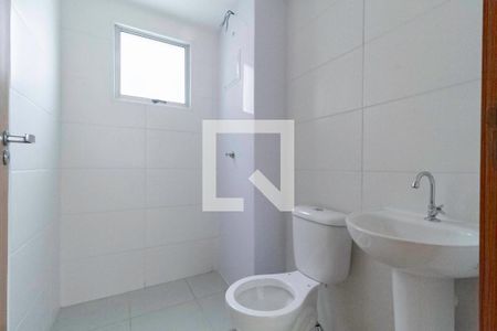 Apartamento à venda com 47m², 2 quartos e 1 vaga Apartamento à venda com 47m², 2 quartos e 1 vagaBanheiro social