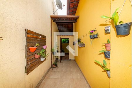 Casa à venda com 280m², 5 quartos e 1 vagaQuintal