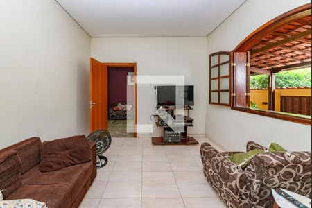 Casa à venda com 280m², 5 quartos e 1 vagaQuarto 1