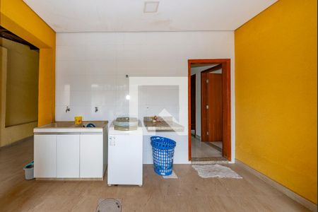 Casa à venda com 280m², 5 quartos e 1 vagaÁrea de Serviço