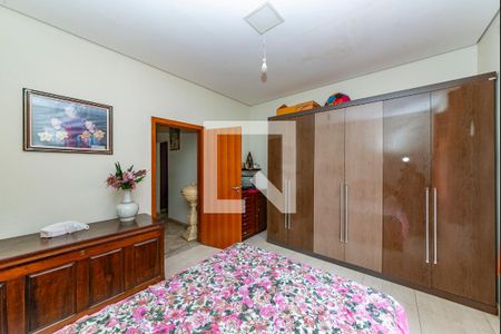 Casa à venda com 280m², 5 quartos e 1 vagaQuarto 2