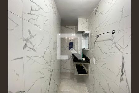 Apartamento à venda com 71m², 3 quartos e 1 vaga Apartamento à venda com 71m², 3 quartos e 1 vagaBanheiro