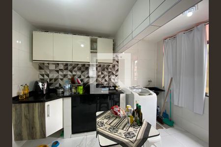 Apartamento à venda com 71m², 3 quartos e 1 vaga Apartamento à venda com 71m², 3 quartos e 1 vagaCozinha e Área de Serviço