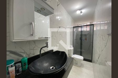 Apartamento à venda com 71m², 3 quartos e 1 vaga Apartamento à venda com 71m², 3 quartos e 1 vagaBanheiro