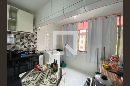 Apartamento à venda com 71m², 3 quartos e 1 vaga Apartamento à venda com 71m², 3 quartos e 1 vagaCozinha e Área de Serviço