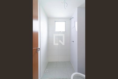 Apartamento à venda com 50m², 2 quartos e 1 vaga Apartamento à venda com 50m², 2 quartos e 1 vagaBanheiro social