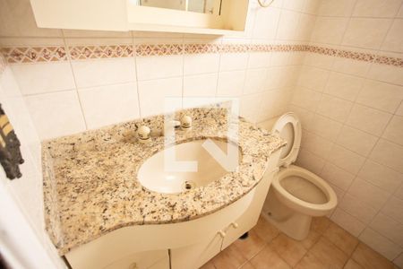 Apartamento à venda com 68m², 2 quartos e 1 vaga Apartamento à venda com 68m², 2 quartos e 1 vagaBANHEIRO