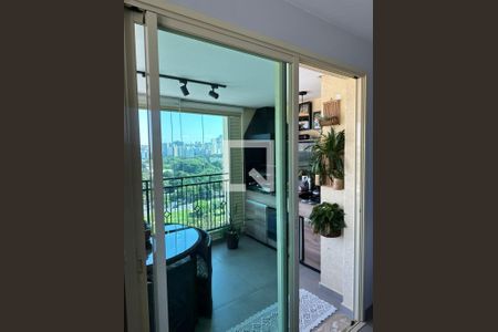 Apartamento à venda com 80m², 2 quartos e 2 vagasFoto 03