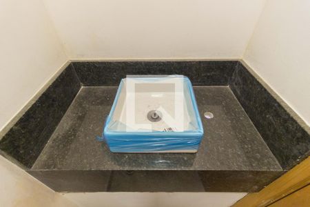 Casa à venda com 160m², 3 quartos e 3 vagas Casa à venda com 160m², 3 quartos e 3 vagasLavabo - Garagem