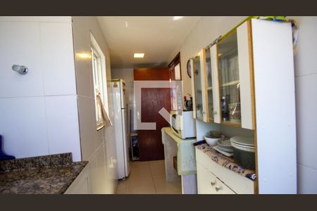 Apartamento para alugar com 290m², 3 quartos e 2 vagas Apartamento para alugar com 290m², 3 quartos e 2 vagasCozinha