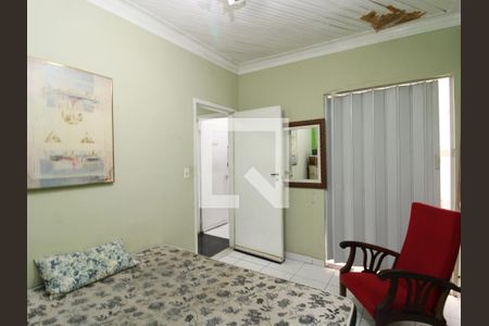 Casa à venda com 271m², 3 quartos e 5 vagasSuíte 2