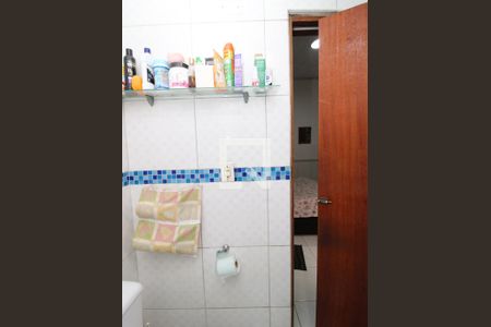 Casa à venda com 271m², 3 quartos e 5 vagasBanheiro da Suíte 1