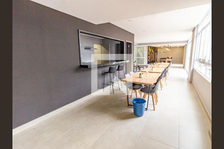 Apartamento à venda com 28m², 1 quarto e sem vaga Apartamento à venda com 28m², 1 quarto e sem vagaÁrea comum - Salão de festas e Espaço Gourmet