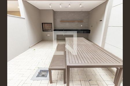 Apartamento à venda com 28m², 1 quarto e sem vaga Apartamento à venda com 28m², 1 quarto e sem vagaÁrea comum - Churrasqueira