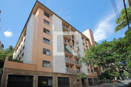 Apartamento para alugar com 130m², 3 quartos e 1 vagaFachada