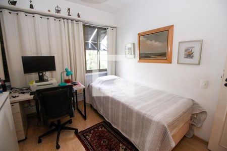 Apartamento à venda com 280m², 4 quartos e 4 vagasQuarto 2