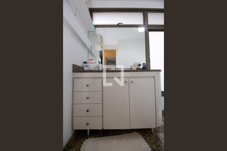 Apartamento à venda com 280m², 4 quartos e 4 vagasBanheiro
