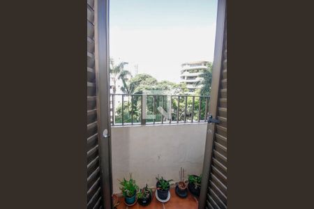Apartamento à venda com 280m², 4 quartos e 4 vagasSuíte 2
