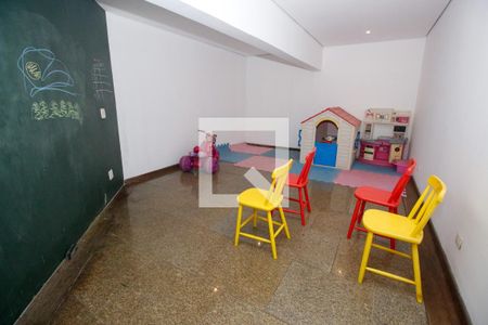 Apartamento à venda com 280m², 4 quartos e 4 vagasÁrea comum - Brinquedoteca