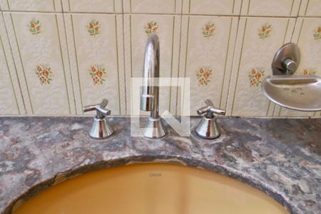 Casa à venda com 400m², 4 quartos e 2 vagasBanheiro 2