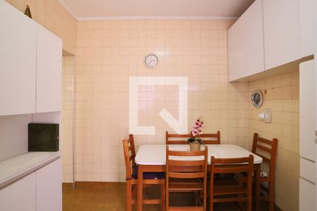 Casa à venda com 400m², 4 quartos e 2 vagasCozinha 1