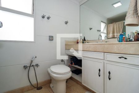 Apartamento à venda com 103m², 2 quartos e 2 vagas Apartamento à venda com 103m², 2 quartos e 2 vagasBanheiro da Suíte