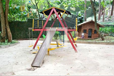 Apartamento à venda com 103m², 2 quartos e 2 vagas Apartamento à venda com 103m², 2 quartos e 2 vagasÁrea comum - Playground