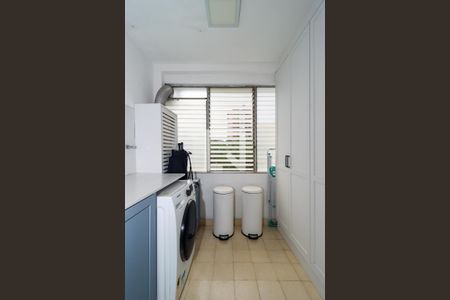 Apartamento à venda com 103m², 2 quartos e 2 vagas Apartamento à venda com 103m², 2 quartos e 2 vagasÁrea de Serviço