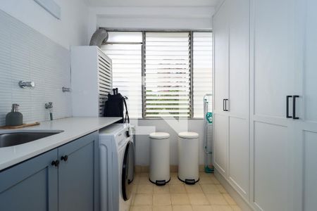 Apartamento à venda com 103m², 2 quartos e 2 vagas Apartamento à venda com 103m², 2 quartos e 2 vagasÁrea de Serviço