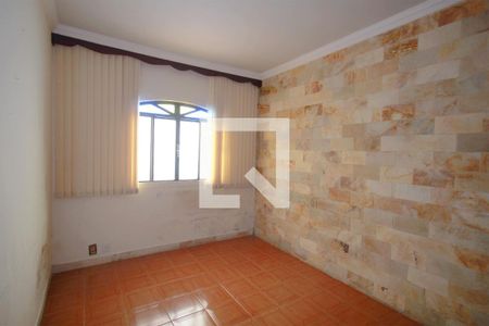 Casa à venda com 360m², 5 quartos e 5 vagasCasa 2 - Quarto 1
