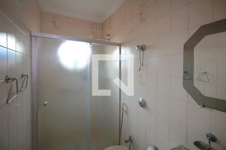 Casa à venda com 360m², 5 quartos e 5 vagasBanheiro da Suíte