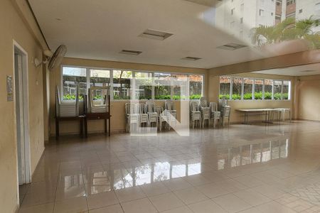 Apartamento à venda com 47m², 1 quarto e sem vagaÁrea comum - Salão de festas