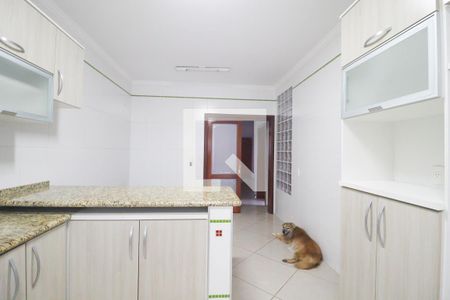 Casa à venda com 245m², 3 quartos e 3 vagas Casa à venda com 245m², 3 quartos e 3 vagasCozinha