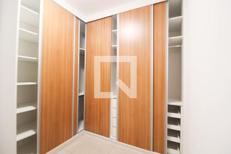 Casa à venda com 245m², 3 quartos e 3 vagas Casa à venda com 245m², 3 quartos e 3 vagasQuarto 2