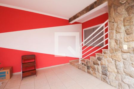 Casa à venda com 245m², 3 quartos e 3 vagas Casa à venda com 245m², 3 quartos e 3 vagasGaragem