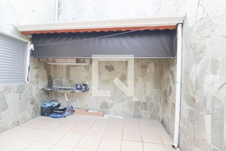 Casa à venda com 245m², 3 quartos e 3 vagas Casa à venda com 245m², 3 quartos e 3 vagasÁrea de Serviço