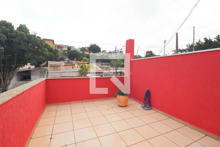 Casa à venda com 245m², 3 quartos e 3 vagas Casa à venda com 245m², 3 quartos e 3 vagasQuintal