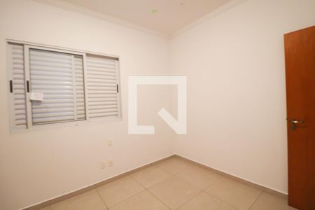 Casa à venda com 245m², 3 quartos e 3 vagas Casa à venda com 245m², 3 quartos e 3 vagasQuarto 3