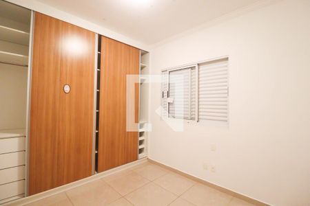 Casa à venda com 245m², 3 quartos e 3 vagas Casa à venda com 245m², 3 quartos e 3 vagasQuarto 3