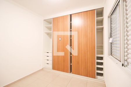 Casa à venda com 245m², 3 quartos e 3 vagas Casa à venda com 245m², 3 quartos e 3 vagasQuarto 3