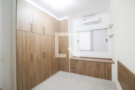 Casa à venda com 245m², 3 quartos e 3 vagas Casa à venda com 245m², 3 quartos e 3 vagasQuarto 3