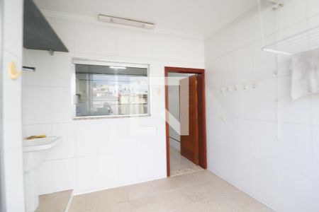 Casa à venda com 245m², 3 quartos e 3 vagas Casa à venda com 245m², 3 quartos e 3 vagasÁrea de Serviço