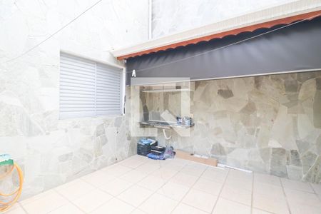 Casa à venda com 245m², 3 quartos e 3 vagas Casa à venda com 245m², 3 quartos e 3 vagasÁrea de Serviço
