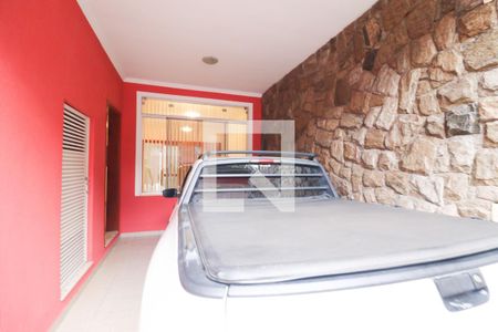 Casa à venda com 245m², 3 quartos e 3 vagas Casa à venda com 245m², 3 quartos e 3 vagasGaragem